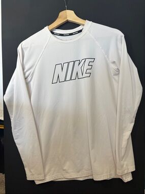 Nike women’s  White Long-Sleeve Logo swim Tee